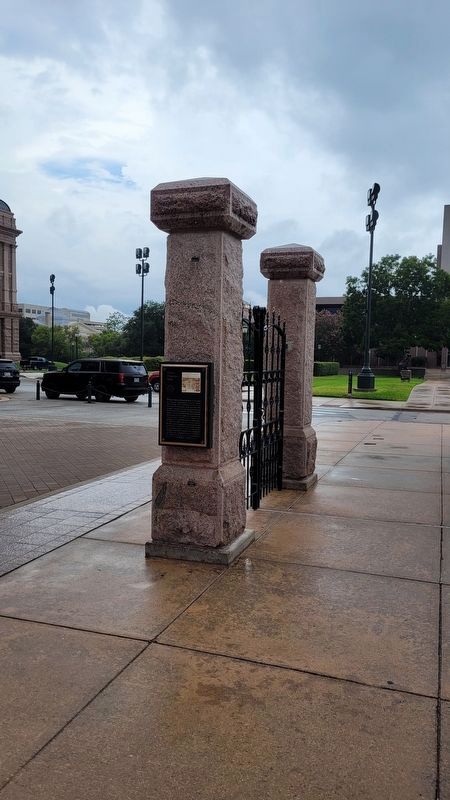 The North Pedestrian Gate and Marker image. Click for full size.