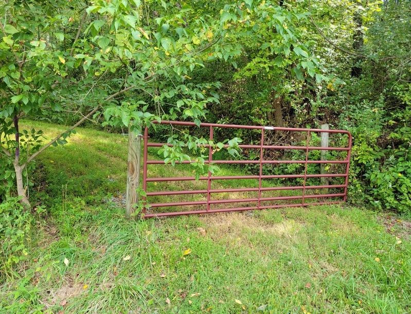 Gate on Shannon Road Marking Path Entrance to the Cemetery image. Click for full size.