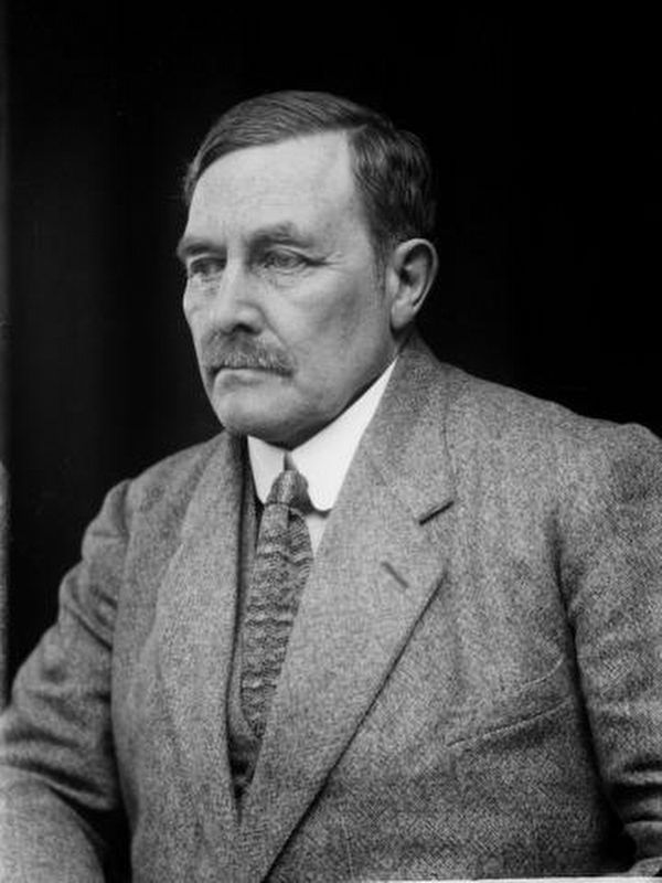 Einar Benediktsson image. Click for full size.