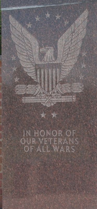 Veterans Monument image. Click for full size.