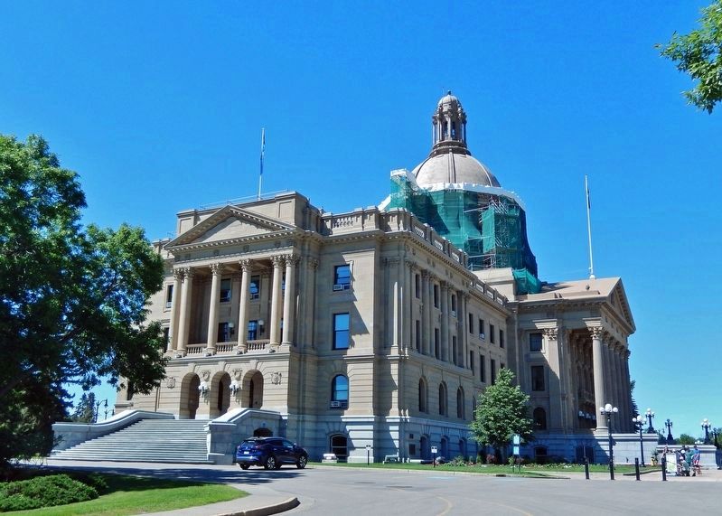 Alberta Legislative Assembly Building (<i>northeast elevation</i>) image. Click for full size.