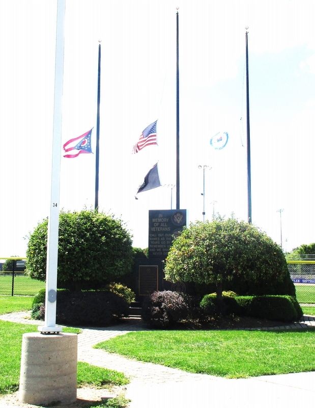 Vandalia Veterans Memorial image. Click for full size.