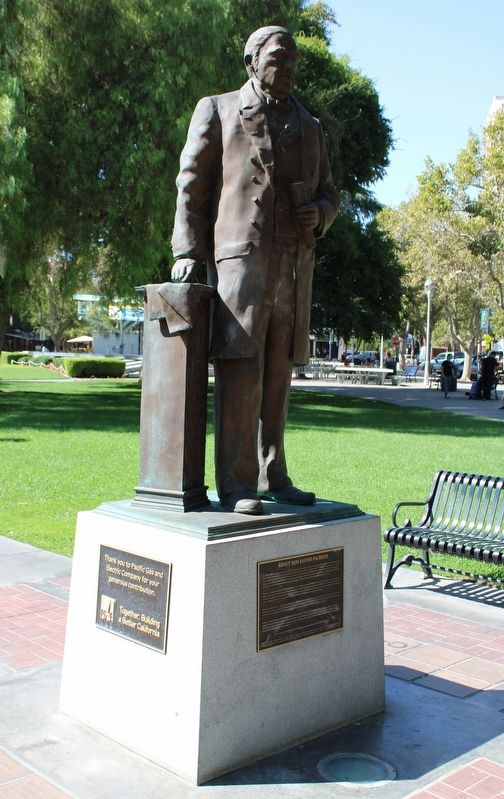 Don Salvio Pacheco Statue & Marker image. Click for full size.