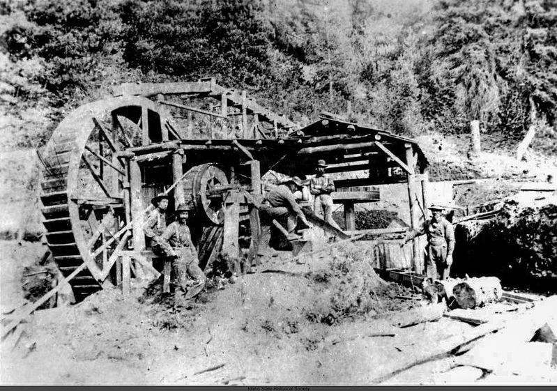 Mining Machinery used near here image. Click for full size.