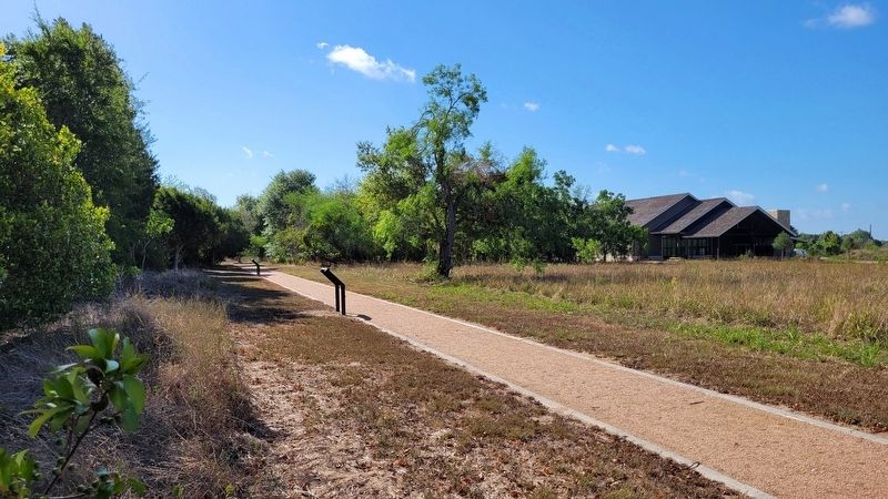 The view of the Rio Brazos Marker along the walkway image. Click for full size.