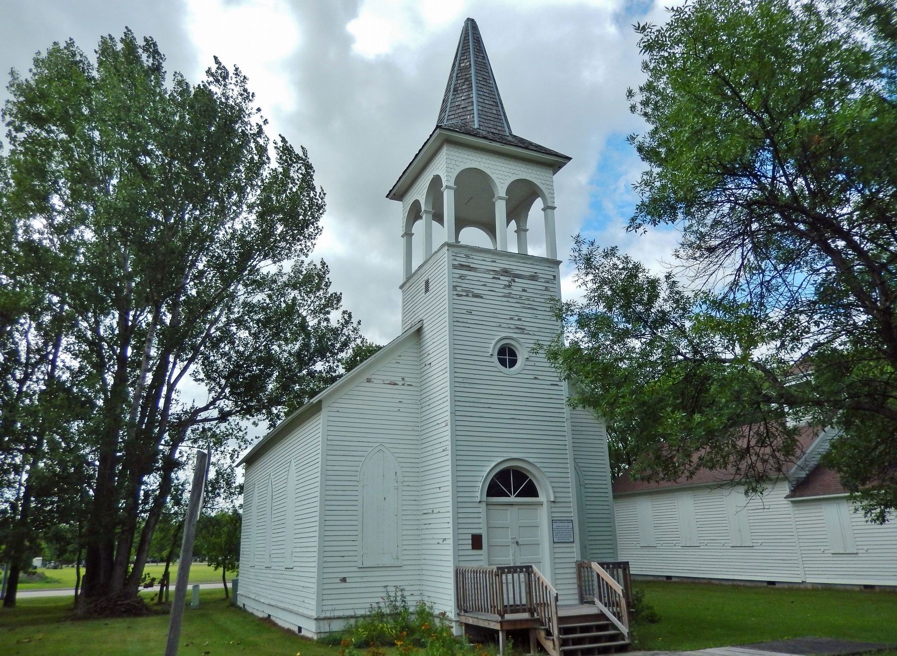 Alma Lutheran Church image. Click for full size.