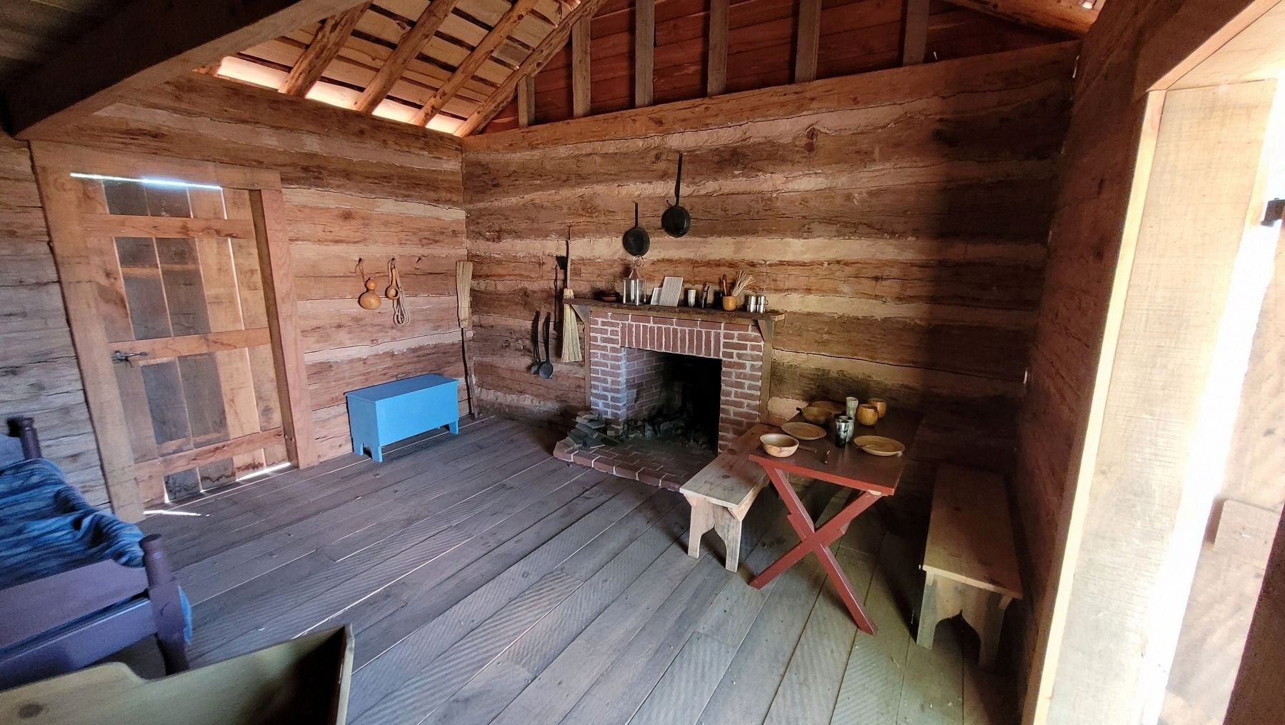 Inside view of the Emigrants Resident. Click for full size. Inside view of the Emigrants Resident image. Click for full size.