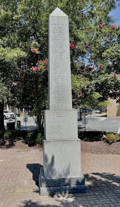 Veterans War Memorial (Side2) image. Click for full size.