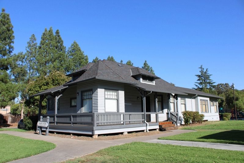 Keller House. Click for full size. Keller House image. Click for full size.