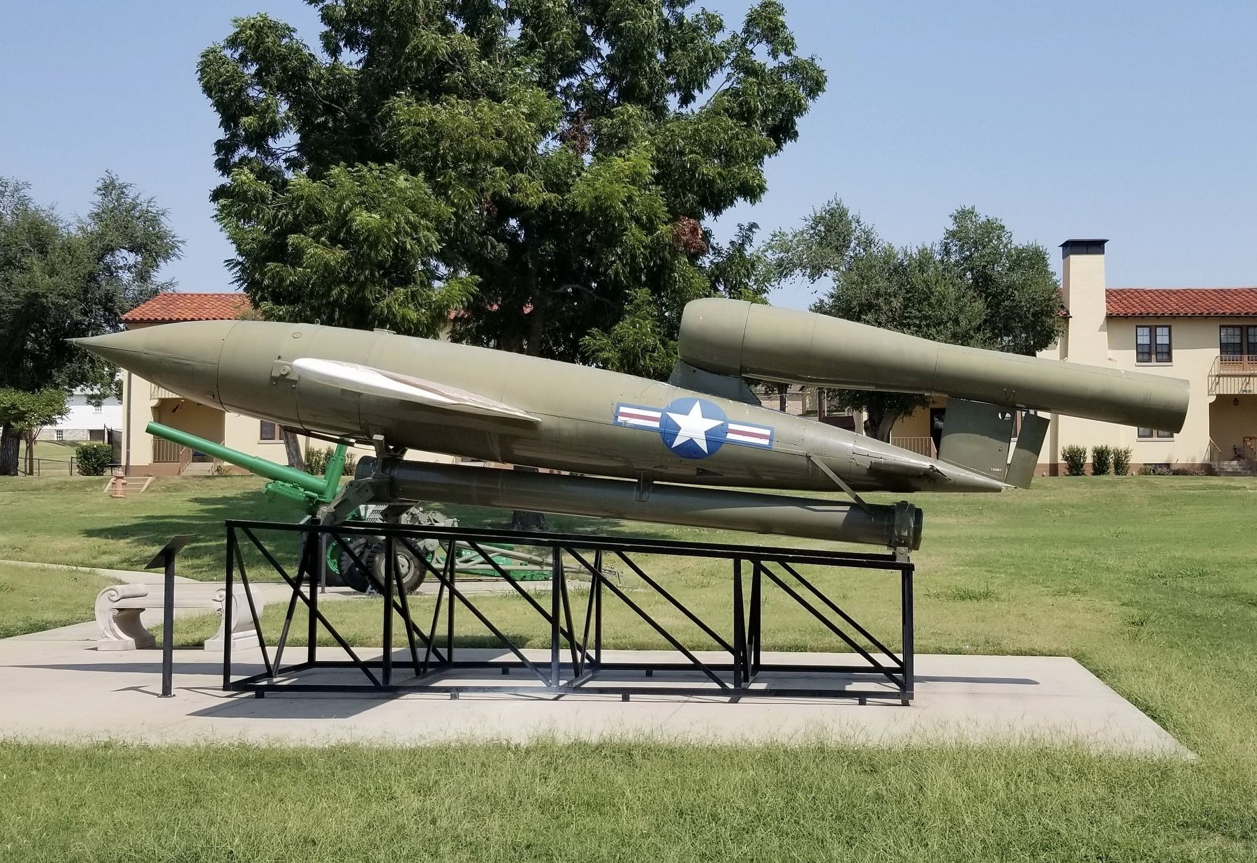 The side view of the U.S. JB-2 Loon Guided Missile image. Click for full size.