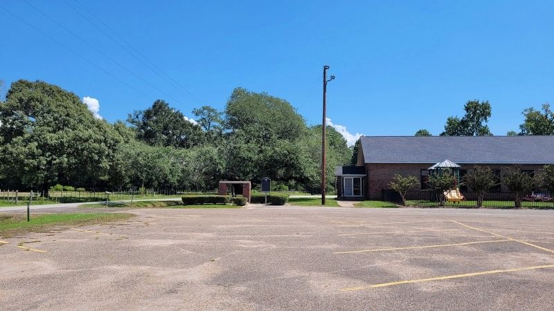 The view of the Oak Shade Baptist Church and Marker from the parking lot image. Click for full size.