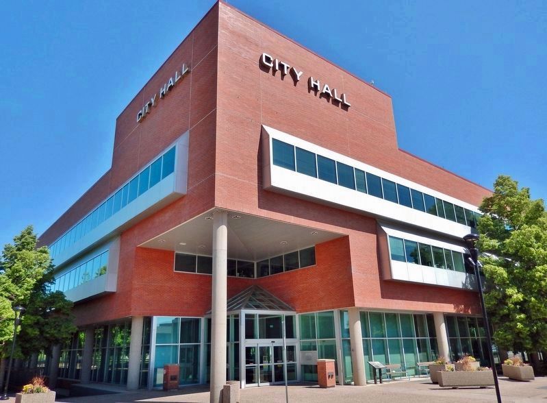 Medicine Hat City Hall (<i>southwest elevation</i>) image. Click for full size.