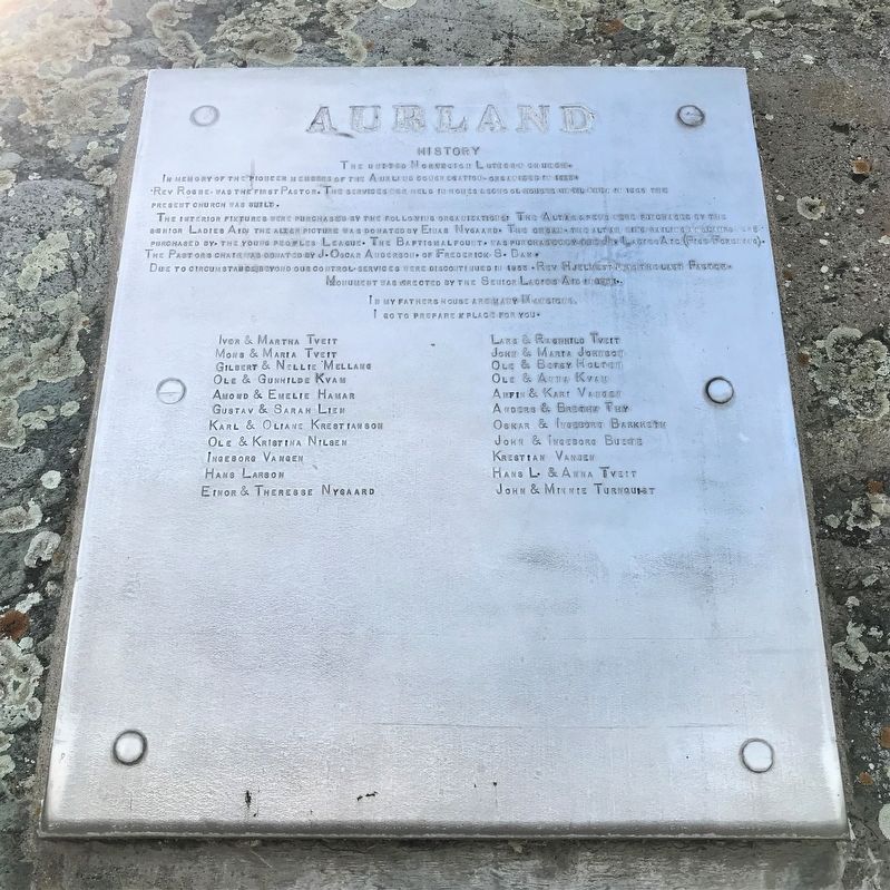 Aurland Marker <i>(east side)</i> image. Click for full size.