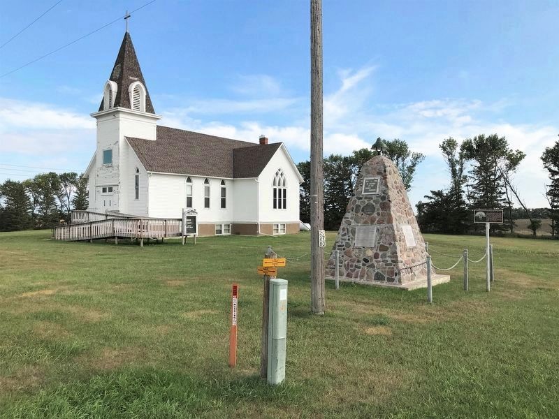 In Memory of the Finnish Pioneers Monument & Savo Lutheran Church image. Click for full size.