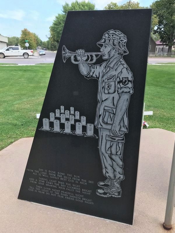 Aberdeen, South Dakota Vietnam Veterans Memorial Marker (northwest section, side 1) image. Click for full size.