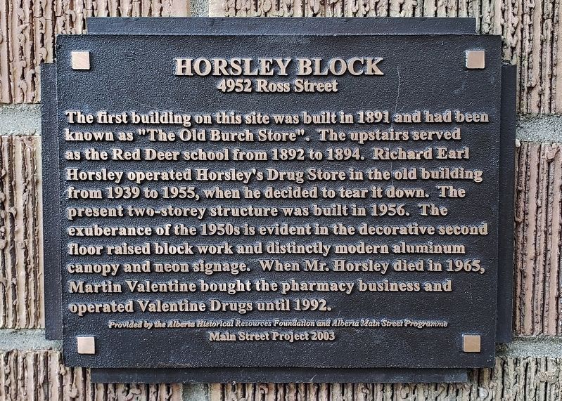 Horsley Block Marker<br>(<i>older marker near southwest corner of building</i>) image. Click for full size.