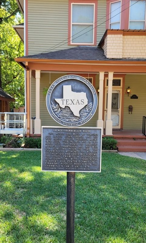 Spence-Chamberlain House Marker. Click for full size. Spence-Chamberlain House Marker image. Click for full size.