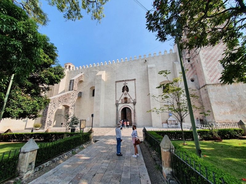 Cathedral of Cuernavaca and Marker image. Click for full size.