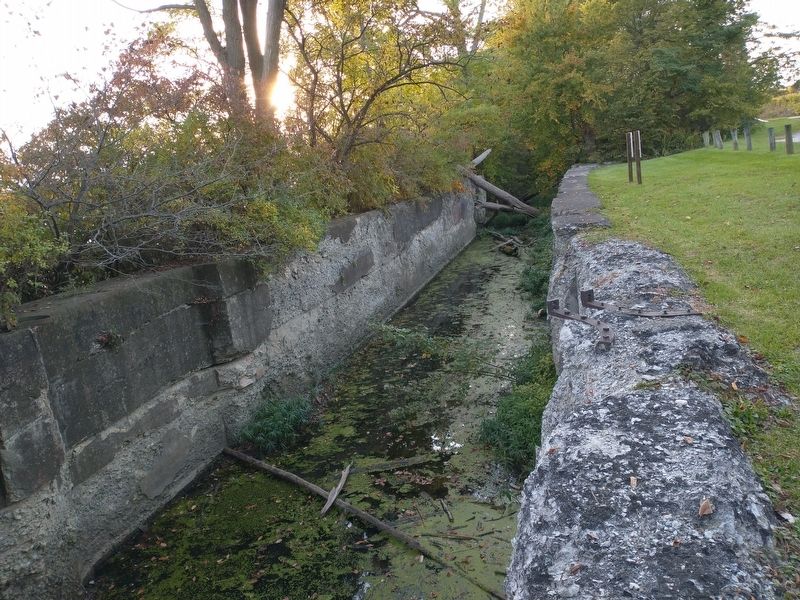 Lock 43 image. Click for full size.