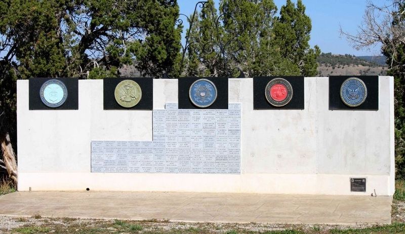 Cedar Grove Cemetery Veterans' Memorial Wall image. Click for full size.