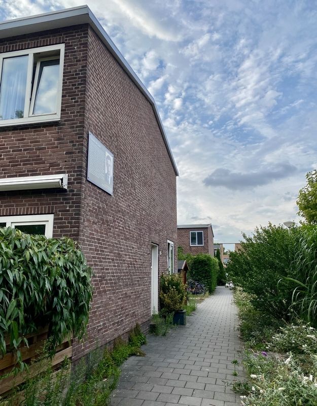 Cornelis de Groot Marker - wide view. Click for full size. Cornelis de Groot Marker - wide view image. Click for full size.