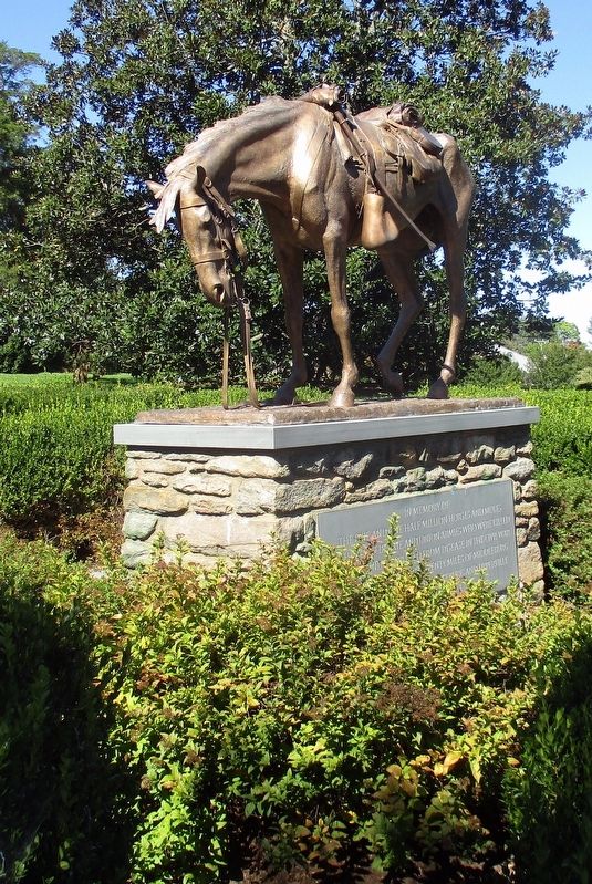 Bridled Veterans Memorial image. Click for full size.