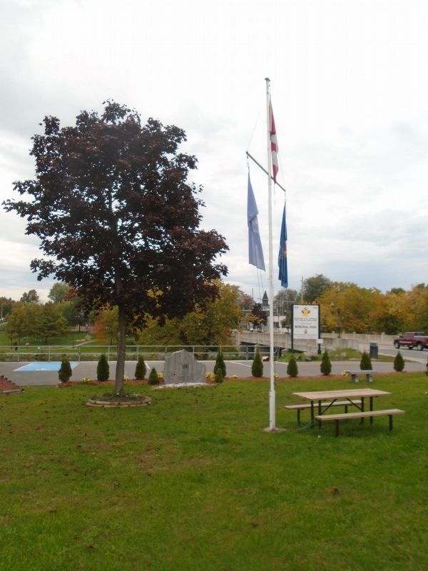Canadian Peacekeepers Monument image. Click for full size.
