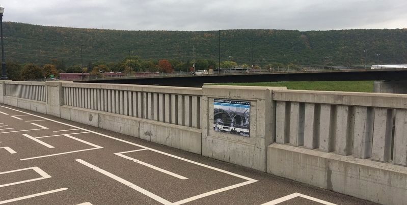 Centerway Bridge Marker, Mounted on the Bridge Guardrail. Click for full size. Centerway Bridge Marker, Mounted on the Bridge Guardrail image. Click for full size.