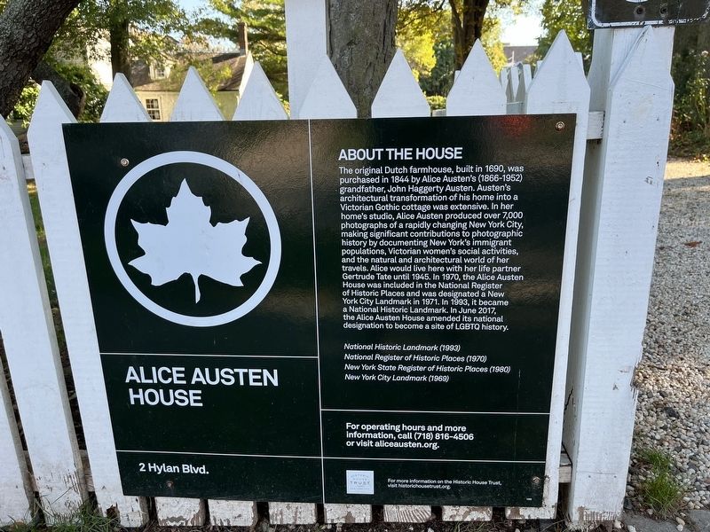 Alice Austen House Marker image. Click for full size.