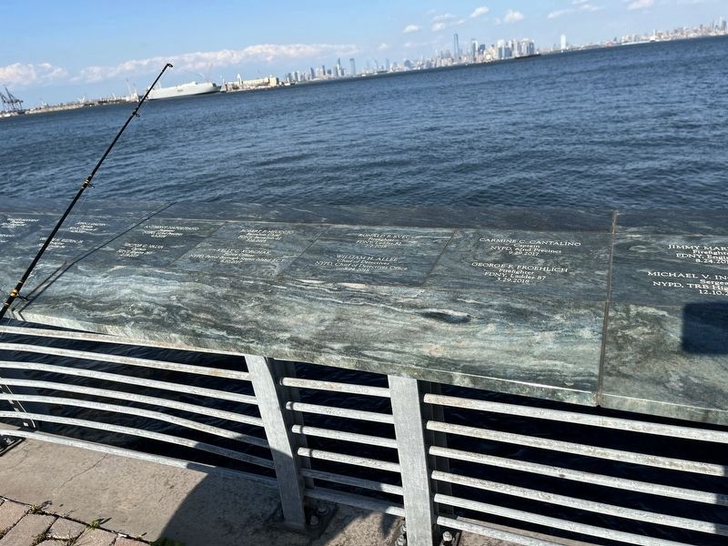 The Staten Island September 11 First Responders Memorial image. Click for full size.