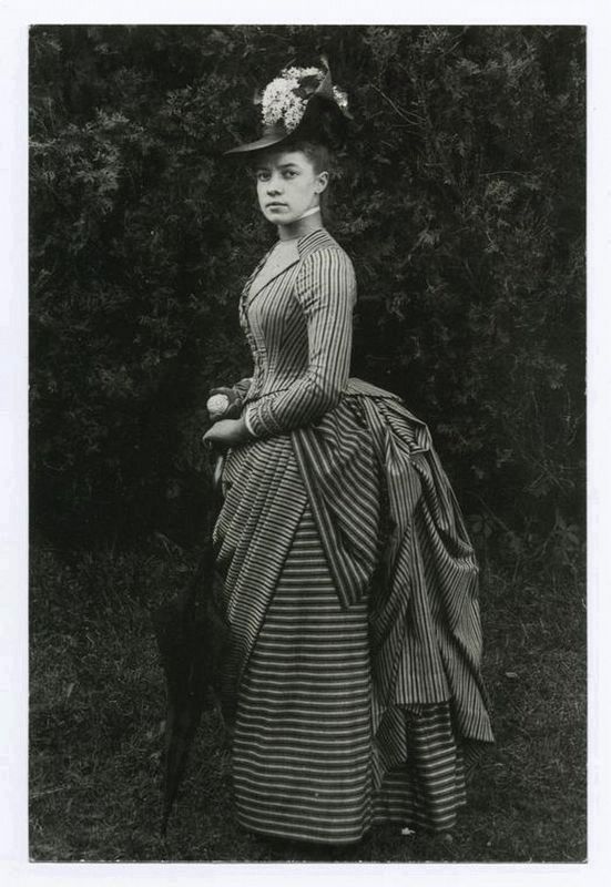 <i>Alice Austen (1866-1952) at age 22, posed at her home "Clear Comfort"...</i> image. Click for full size.