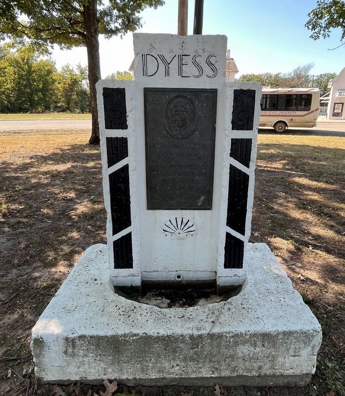 W.R. Dyess Memorial image. Click for full size.