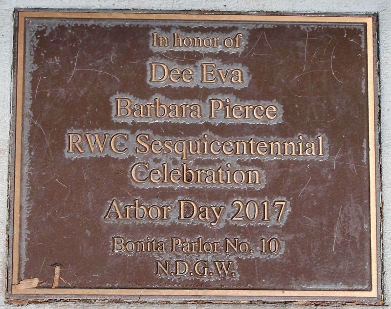 Nearby Plaque image. Click for full size.