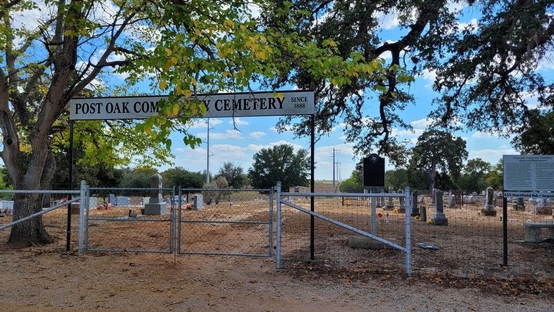The front entrance to the Post Oak Community Cemetery and Marker image. Click for full size.