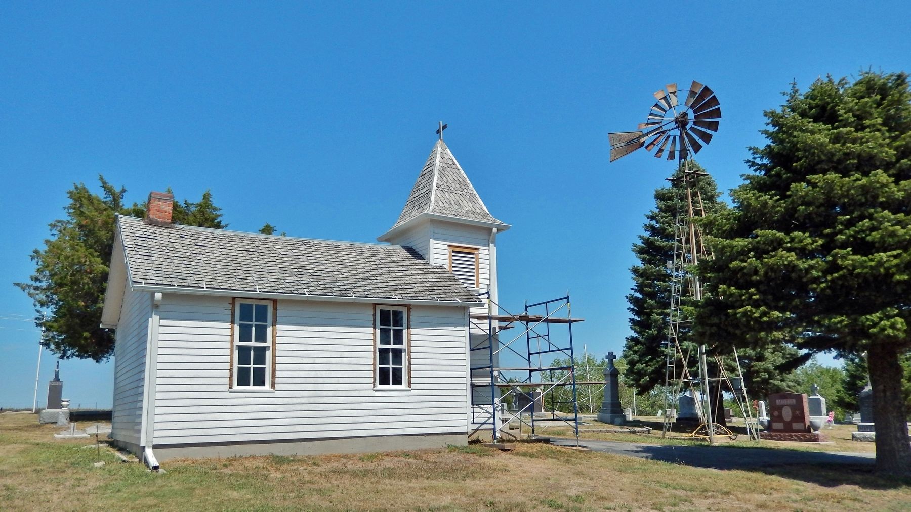 Pioneer Chapel (<i>southwest elevation</i>) image. Click for full size.