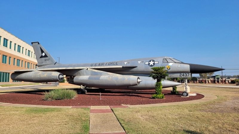 The view of the B-58 Hustler from the side. Click for full size. The view of the B-58 Hustler from the side image. Click for full size.