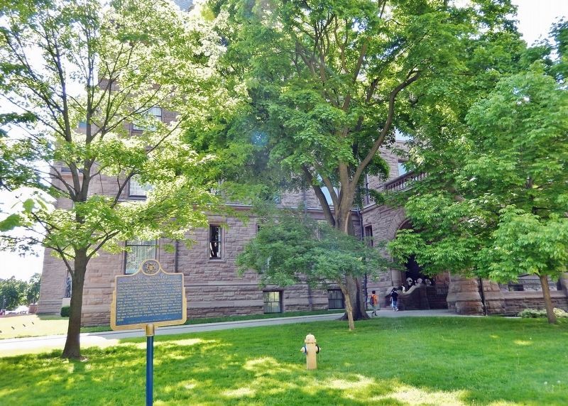 King's College Marker (<i>east side</i>). Click for full size. King's College Marker (<i>east side</i>) image. Click for full size.