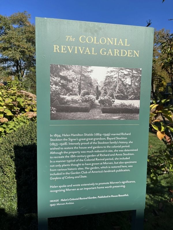 The Colonial Revival Garden Marker image. Click for full size.