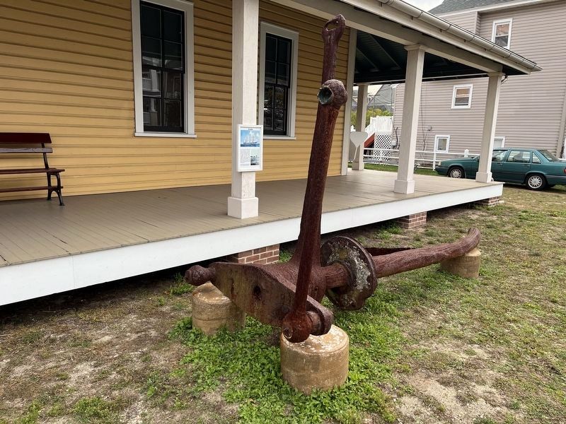 <i>Sindia</i> marker and rudder post image. Click for full size.