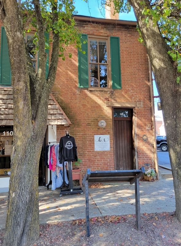 Bricks and Mortar of Elizabethtown's Early Economy Marker image. Click for full size.
