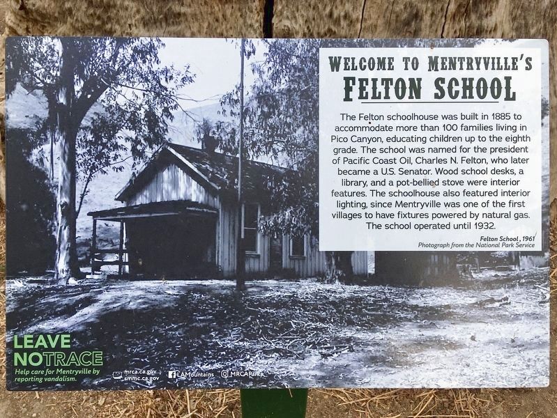 Felton School Marker image. Click for full size.
