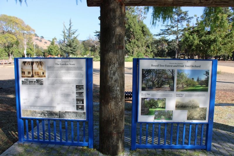 Boxed Tree Forest and Fruit Tree Orchard Marker image. Click for full size.