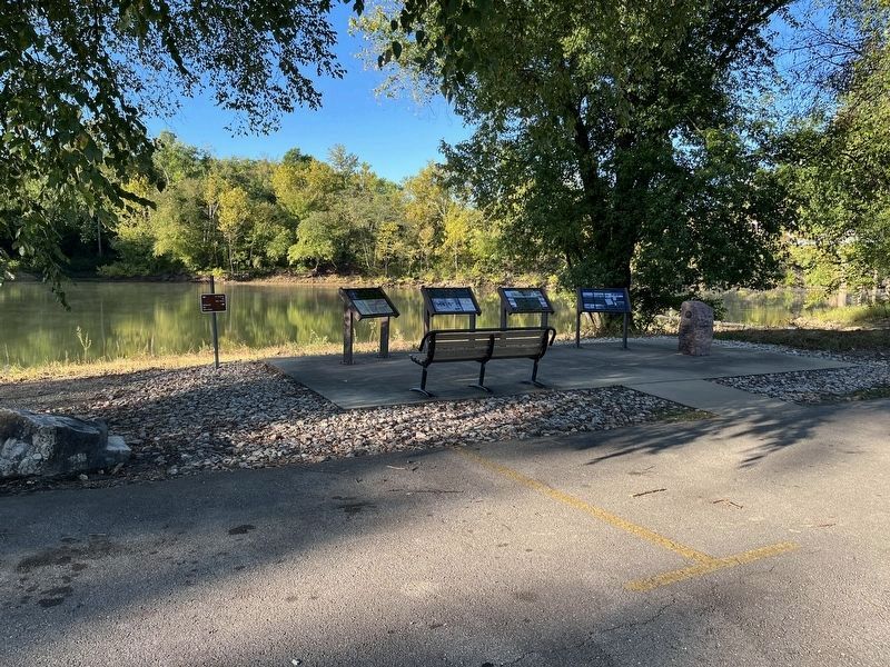 Markers at the Old Greenville Boat Ramp image. Click for full size.