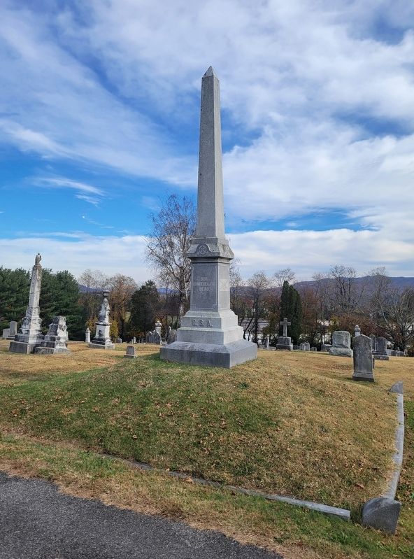 Our Confederate Dead Marker image. Click for full size.