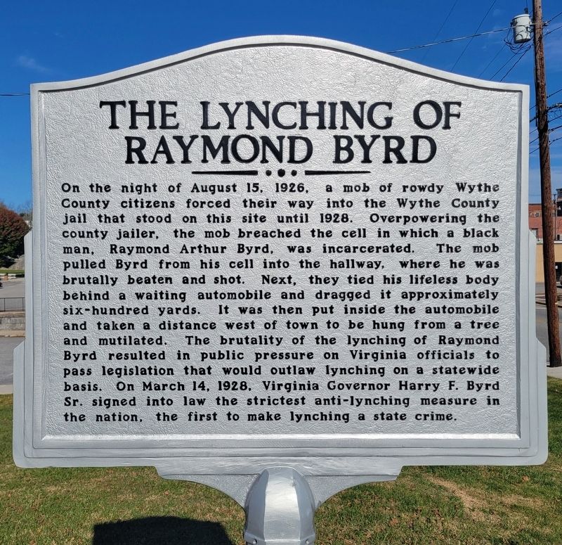 The Lynching of Raymond Byrd Marker image. Click for full size.