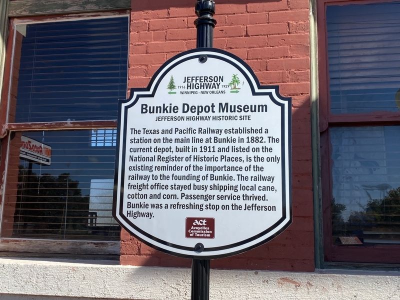 Bunkie Depot Museum Marker. Click for full size. Bunkie Depot Museum Marker image. Click for full size.