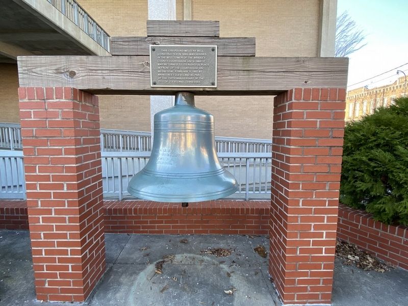 Bradley County Courthouse Meleeny Bell Marker image. Click for full size.