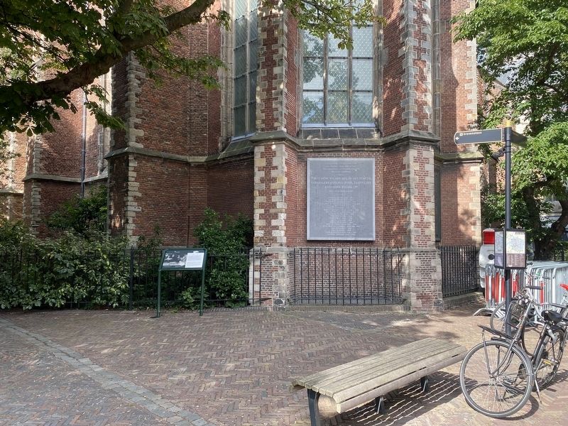 Pilgrim Fathers' Leiden Exile Deaths Marker - wide view image. Click for full size.