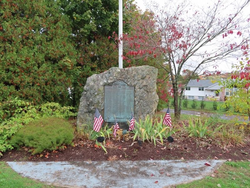 Somerset World War I Memorial image. Click for full size.
