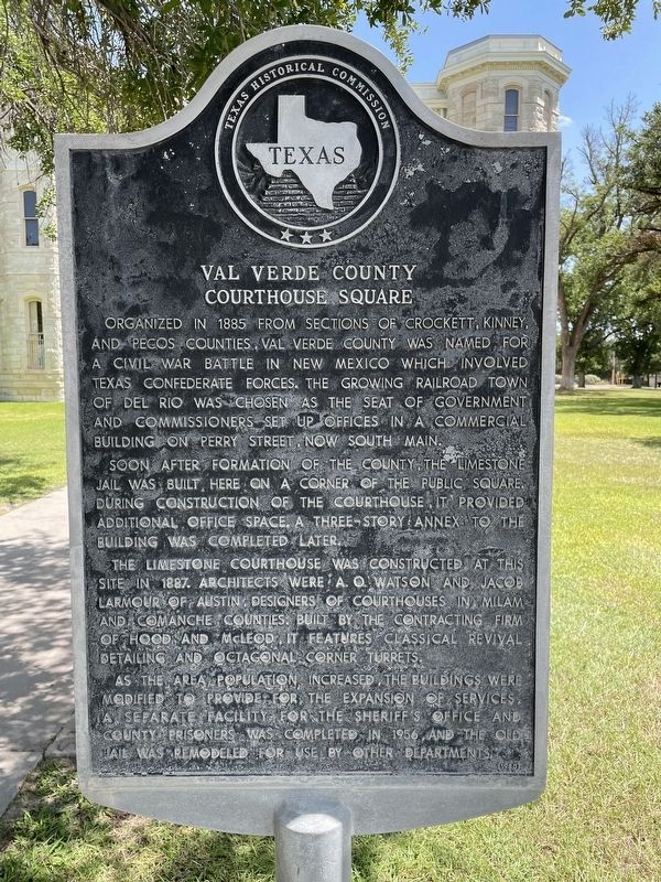 Val Verde County Courthouse Square Marker image. Click for full size.